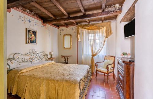 Molazzana House | Melograni 4