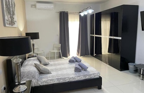 Paceville Apartment | Mensija