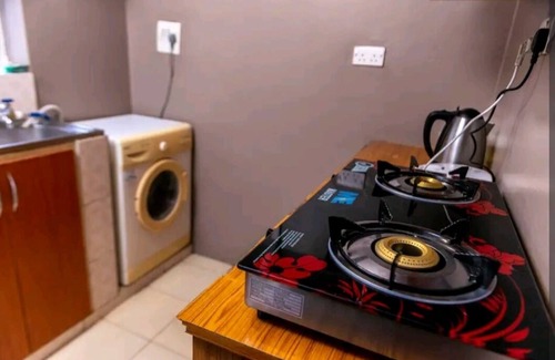 Kampala House | Merak Home