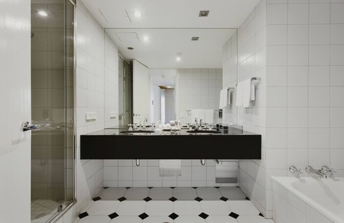 Melbourne Hotel | Mercure Melbourne Albert Park