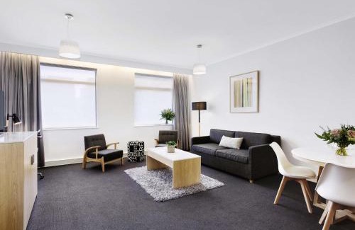Melbourne Hotel | Mercure Melbourne Albert Park