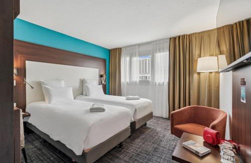 Montrouge Hotel | Mercure Paris Porte d'Orleans