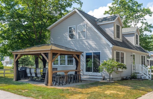 Meredith House | Meredith Bay Retreat