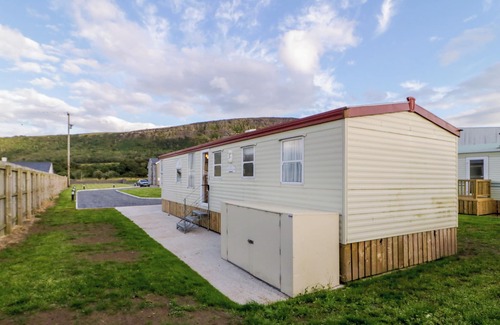 Limavady Cottage | Meric Stone Holiday Lets Caravan 1
