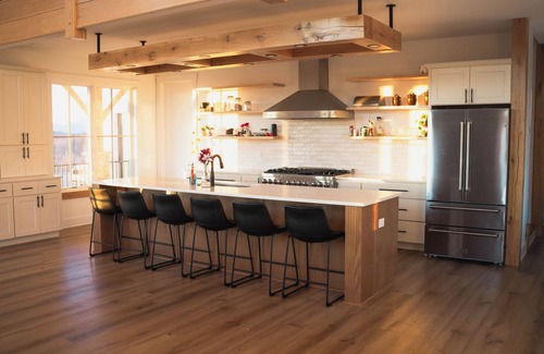 Buena Vista Cabin | Meridian House - A Blue Ridge Mountain Escape for Memories