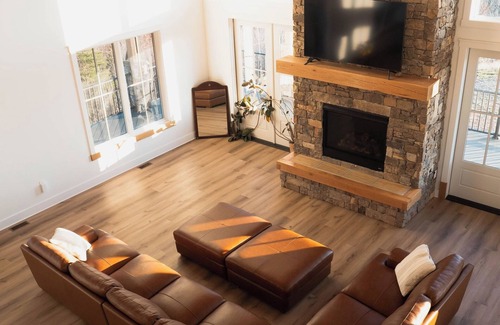 Buena Vista Cabin | Meridian House - A Blue Ridge Mountain Escape for Memories