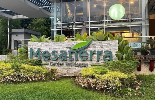 Poblacion District Condo | Mesatierra Condo Unit