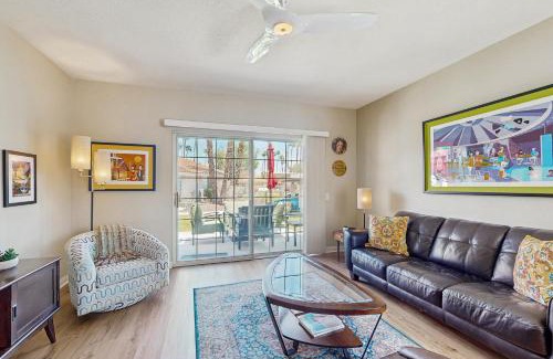 Palm Springs Apartment | Mesquite Country Club Condo O64 - Permit # 4552 - 7 night minimum stay