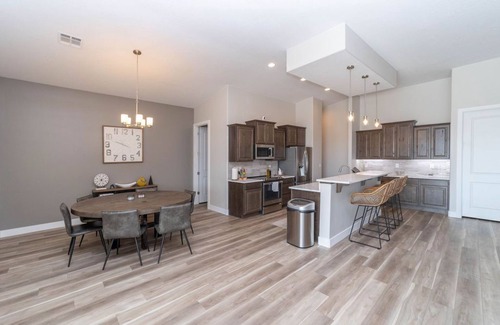 Mesquite House | Mesquite Retreat with great patio, pool, and putting green!