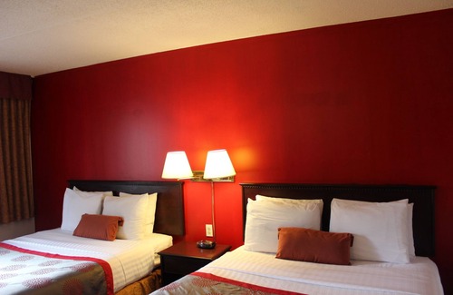 Banff Trail Hotel | Metro Inn Calgary Northwest