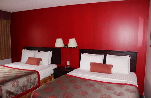 Banff Trail Hotel | Metro Inn Calgary Northwest