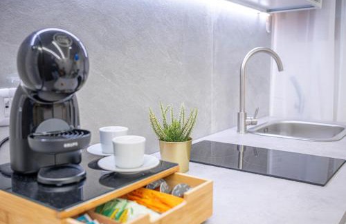San Donato Milanese Apartment | Metro Yellow SuitE