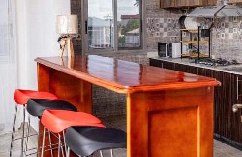 Yaounde Apartment | Meublé Hohaaa à Bastos - Anicet NEMANI