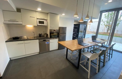 Perralliere Apartment | meublé salle fitness proche gare