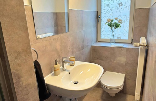 Nieder Mockstadt Apartment | Mi Casita: Charming 1-room apartment, 2min from the highway