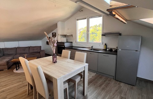 Dogliani Apartment | Mia's House Dogliani - spacious, finely furnished studio apartment