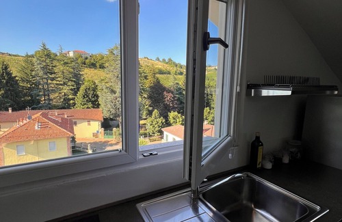 Dogliani Apartment | Mia's House Dogliani - spacious, finely furnished studio apartment