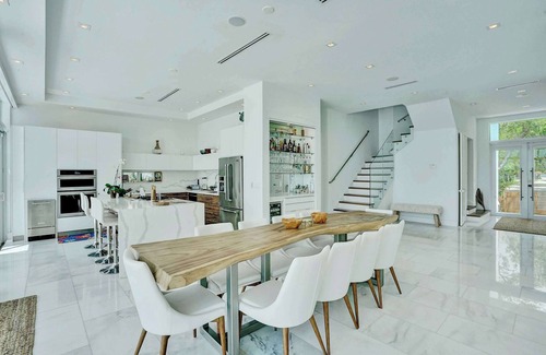 North Bay Village Villa | Miami Stunning Waterfront Villa Escape