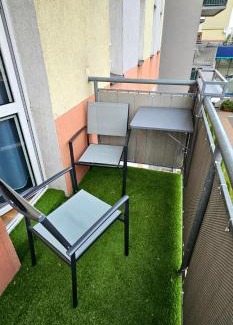 Radom Apartment | Miami Vice apartament by Karl