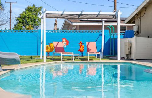 Anaheim Resort Villa | Mickeys House - Heated Pool, Slide, Golf, Karaoke and More
