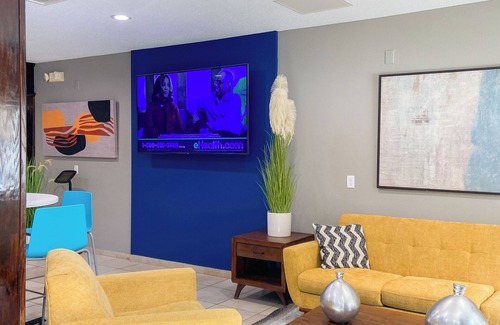 Columbia Hotel | Microtel Inn & Suites by Wyndham Columbia/At Fort Jackson