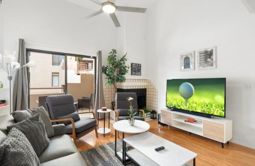 Paradise Valley Village Apartment | Mid-Century Duplex with Private Balconies