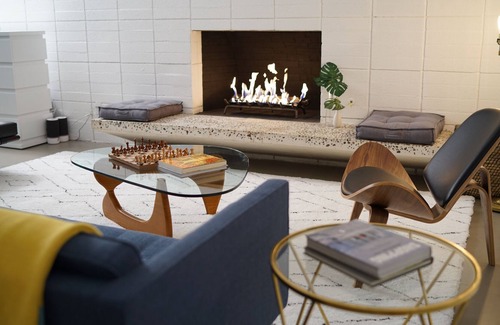 Racquet Club South House | Mid-Century Modern Home With Mountain Views
