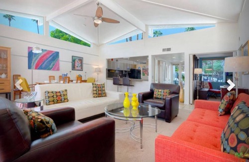 Canyon Corridor Condo | Midcentury Modern with Mountain Views