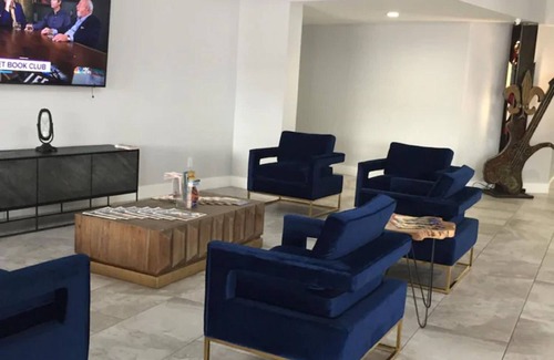 Mid-City Hotel | Midtown Hotel - Downtown New Orleans