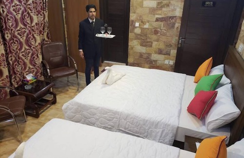 Bahria Town Hotel | Midway Inn Hotel