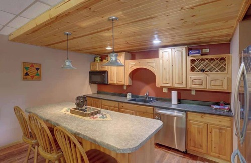 Deadwood Cabin | Midway Meadows