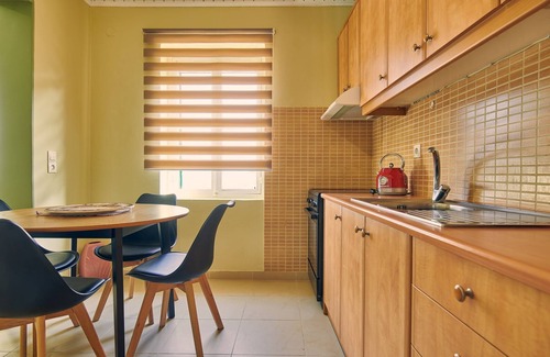 Fiolitis House | Mika's Valley View House