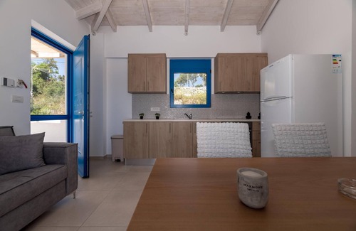 Skinaria Apartment | Mikro Nisi Studios & Apartments
