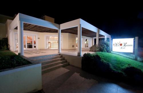 Las Grutas Hotel | MIL ROSAS