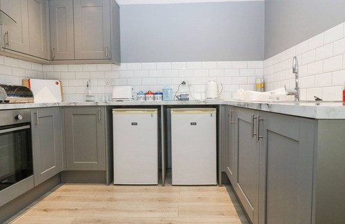 Garn Fadryn Cottage | MILL HOUSE COTTAGE, family friendly, with a garden in Sarn Meyllteyrn