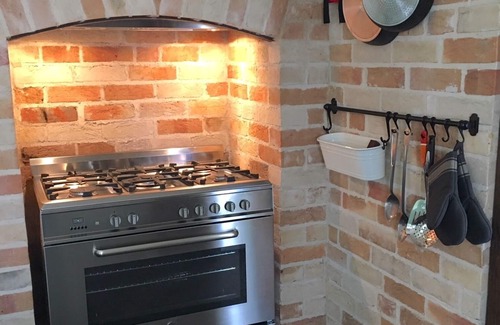 Milton House | Milton - Donovans Cottage, 1870 - dog friendly