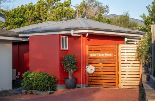 Milton House | Milton Village Retreat - secluded comfort