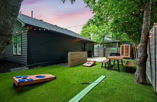 Montopolis House | Mind & Body Retreat - Sauna & Cold Plunge