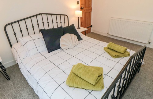 Hinderwell Cottage | MINER JACK'S, pet friendly, with open fire in Staithes