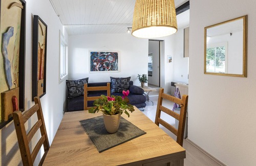 Dattenberg House | Mini house in the natural garden
