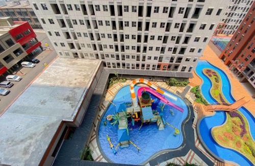 Bekasi Timur Apartment | Minimalist and Cozy Studio Transpark Juanda Bekasi Timur Apartment By Travelio