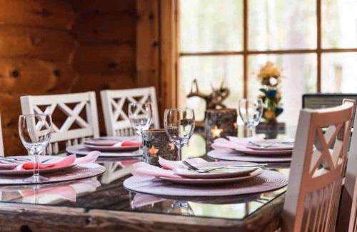 Loppi Ski Chalet | Minivilla Peikonpesä ulkoporeallas & pihasauna