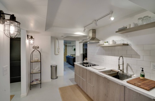 Lynnhurst House | Minneapolis Home w/Deck & Grill, 5 Mi to Dtwn!