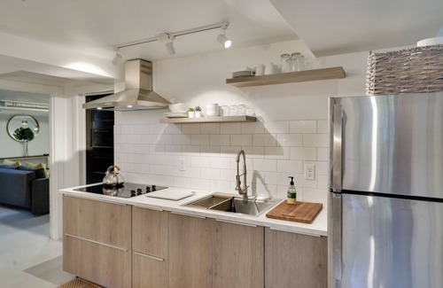 Lynnhurst House | Minneapolis Home w/Deck & Grill, 5 Mi to Dtwn!