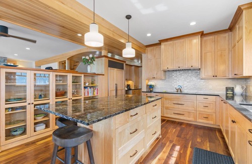 Shoreview House | MINNeSTAY* Turtle Lake Cottage | Lakefront