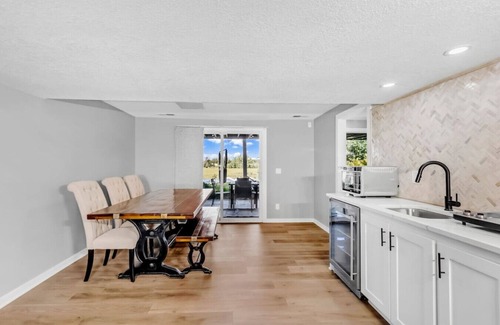 Spring Park House | Minnetonka Custom Designed Home w/Deck & Hot Tub!