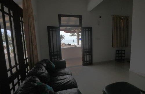 Mirissa House | Mirissa Ocean Breeze Hotel Triple room
