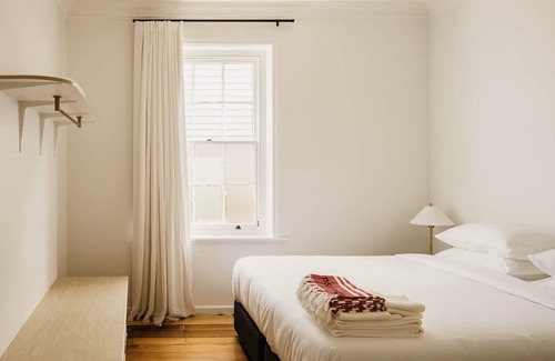 New Farm Apartment | Miss Midgley's - Locker Room