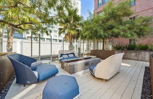 Mission Bay Apartment | Mission Bay 1 BR w/ Office by Anyplace - 11451