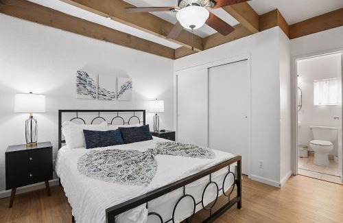 Mission Beach Apartment | Mission Bay Condo - Steps to Sand, Dining, AC, Parking & Shops!